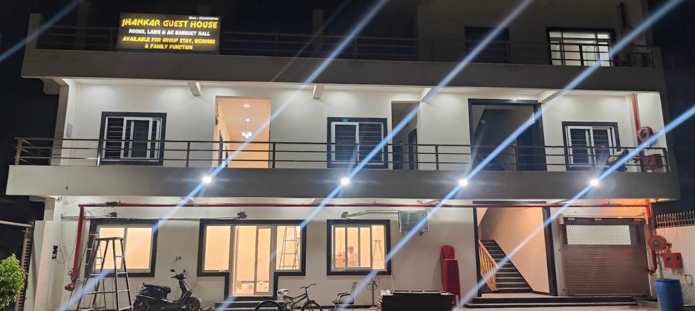 Jhankar Banquet And Lawn Varanasi Ngoại thất bức ảnh