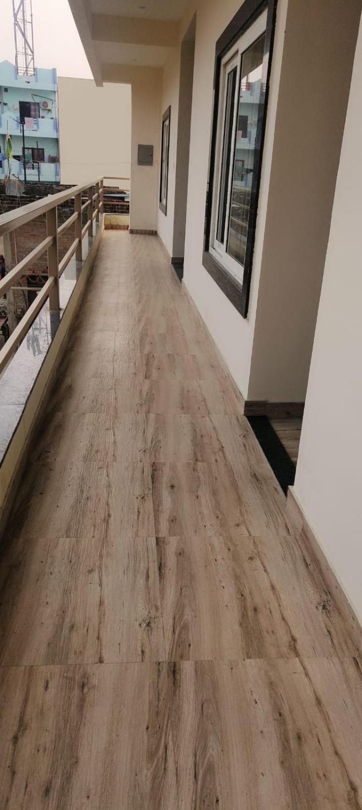 Jhankar Banquet And Lawn Varanasi Ngoại thất bức ảnh